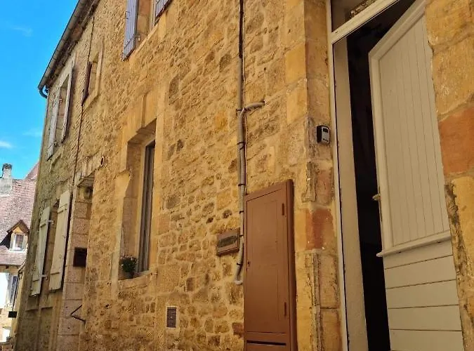 La Maison De Lily Au Coeur De La Cite Medievale *